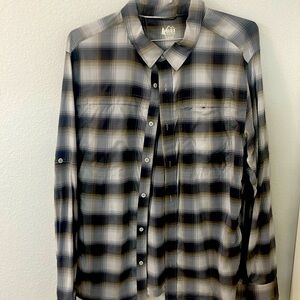 REI casual long sleeve button down shirt, size large